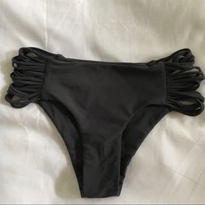 Mikoh Velzyland bottom size M